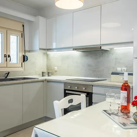 Nevila House Apartment *