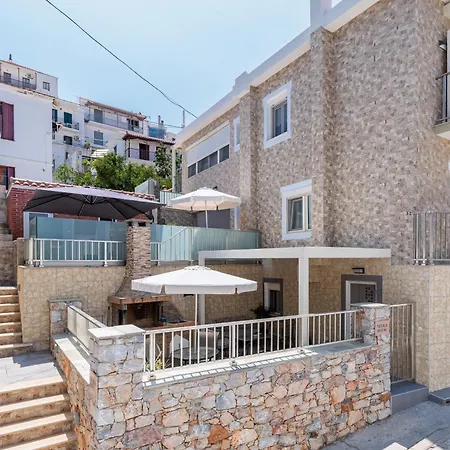 Nevila House * Skopelos Town