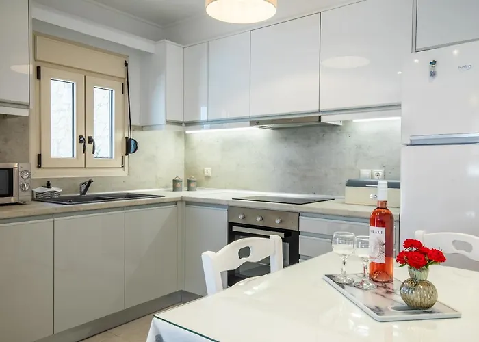 Nevila House Apartment *